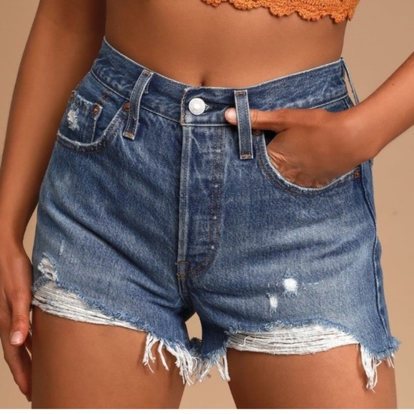 LEVI’S PREMIUM BIG E 501 CUT OFF SHORTS WITH FRONT DISTRESSING BUTTON FLY S28 - Picture 1 of 11